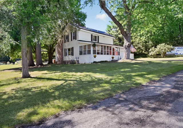 Photo 2 of Single family home for sale at 233 Mcallister Rd, Battle Creek, MI 49014 | MLS# 65026048972 | Listing updated on 2026-10-11