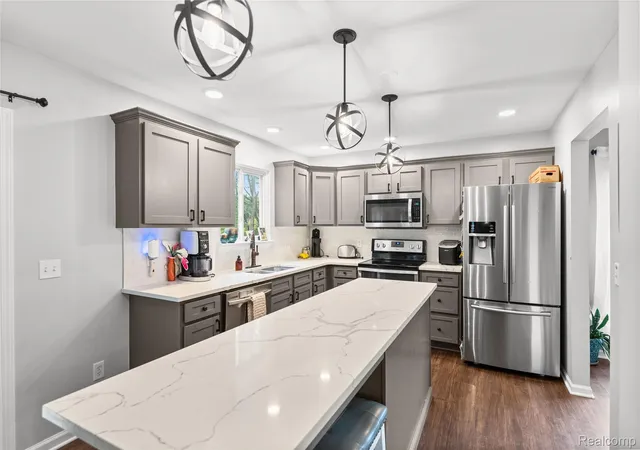 Photo 3 of Single family home for sale at 3405 Marshview Ct, Howell, MI 48843 | MLS# 20261074335 | Listing updated on 2026-10-11