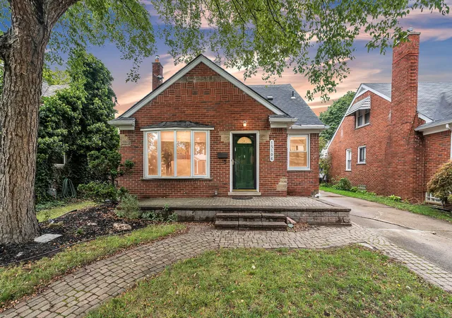 Photo 1 of Single family home for sale at 15106 White Ave, Allen Park, MI 48101 | MLS# 81026048989 | Listing updated on 2026-10-07