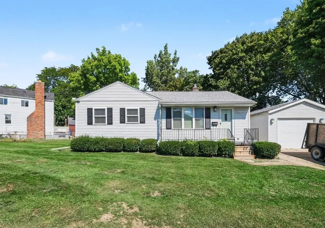 Single family home for sale at 2624 Chicago Blvd, Flint, MI 48503 | MLS# 5050221809