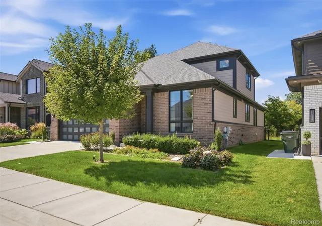 Photo 2 of Single family home for sale at 54893 Camden Ct, Utica, MI 48316 | MLS# 20261074358 | Listing updated on 2026-10-18