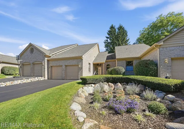 Photo 1 of Condo for sale at 4971 Fairways Dr, Brighton, MI 48116 | MLS# 20261074414 | Listing updated on 2026-10-10