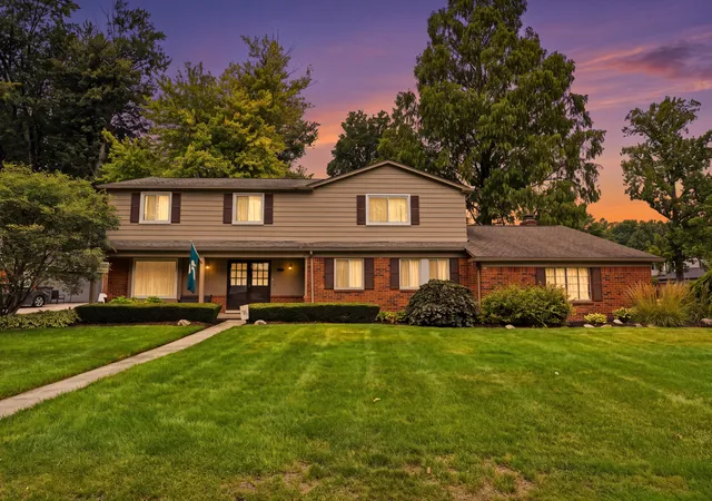Photo 1 of Single family home for sale at 16759 Timberview Dr, Clinton Township, MI 48036 | MLS# 81026049040 | Listing updated on 2026-10-09