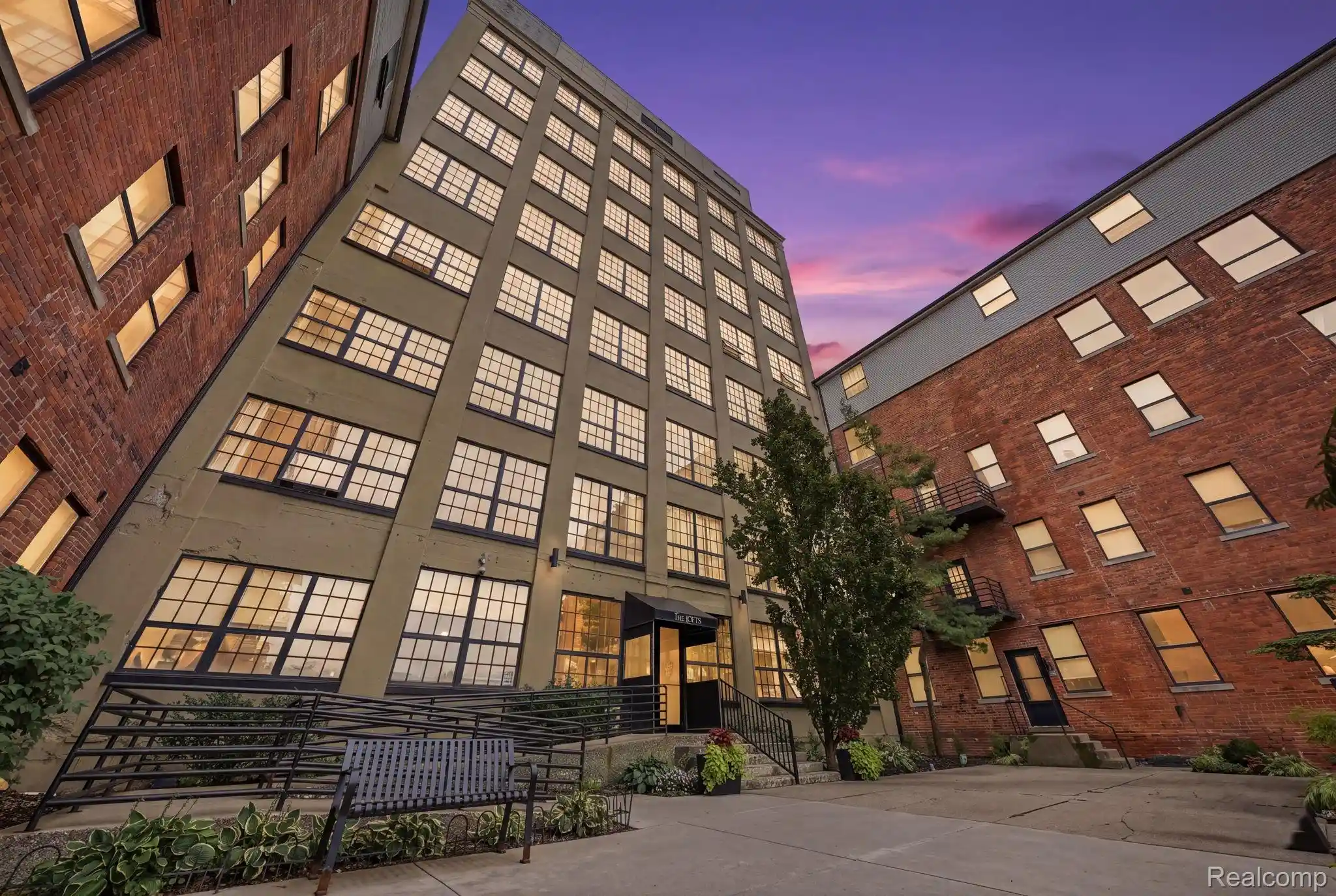 Listing Photo 1 - Condo for sale in 6533 E Jefferson Ave located at 6533 E Jefferson Ave, Detroit, MI 48207 - Unit #122W