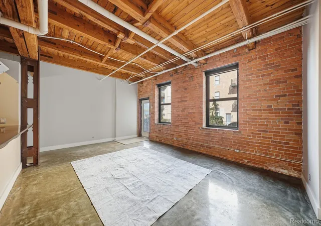Listing Photo 3 - Condo for sale in building located at 6533 E Jefferson Ave, Detroit, MI 48207 - Unit #122W