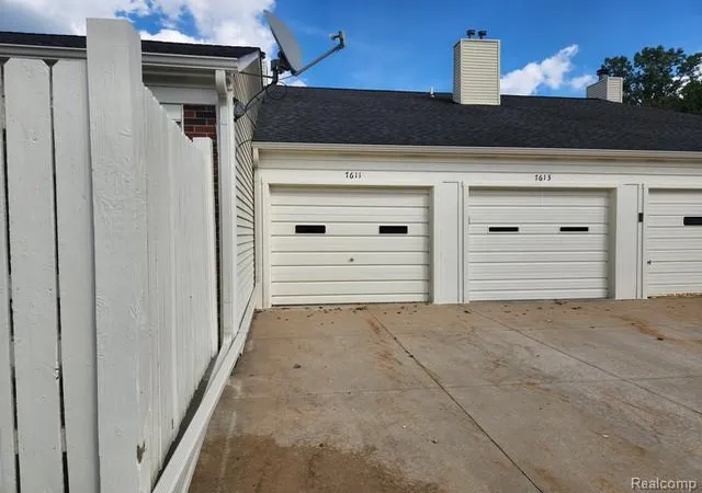 Photo 1 of Sale Pending at 7611 Woodview Dr, Waterford, MI 48327 | MLS# 20261074497 | Listing updated on 2026-10-05