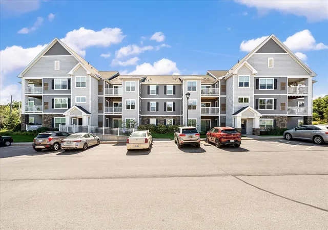 Photo 1 of Condo for sale at 3167 Blairview Pkwy #203, Grand Rapids, MI 49512 | MLS# 65026049061 | Listing updated on 2026-10-06