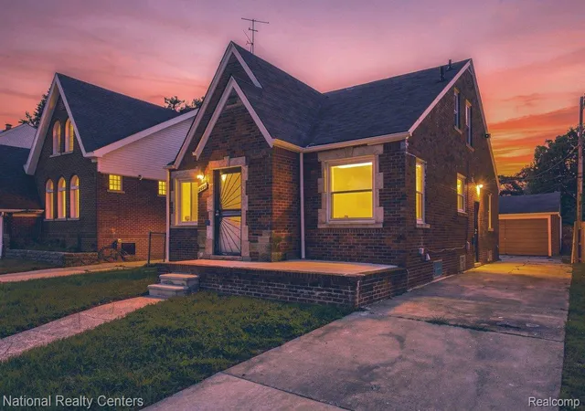 Photo 2 of Single family home for sale at 4348 Somerset Ave, Detroit, MI 48224 | MLS# 20261074520 | Listing updated on 2026-10-10