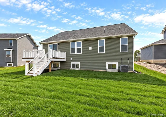 Photo 3 of Single family home for sale at 617 Round Rock Dr, Marion Township Livingston, MI 48843 | MLS# 20261074551 | Listing updated on 2026-10-11