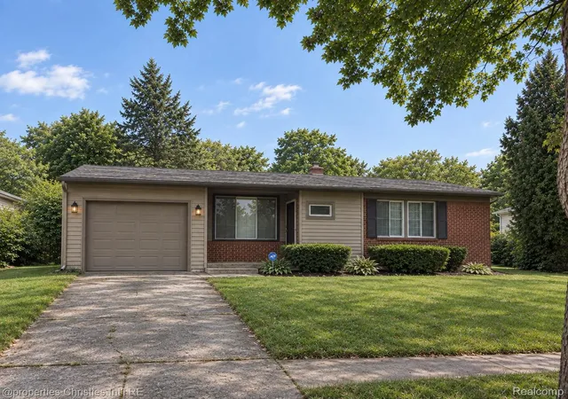 Photo 1 of Single family home for sale at 15321 Joan St, Oak Park, MI 48237 | MLS# 20261074573 | Listing updated on 2026-10-08