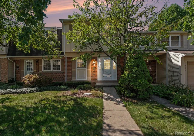 Condo for sale at 5093 Buckingham, Troy, MI 48098 | MLS# 20261074579