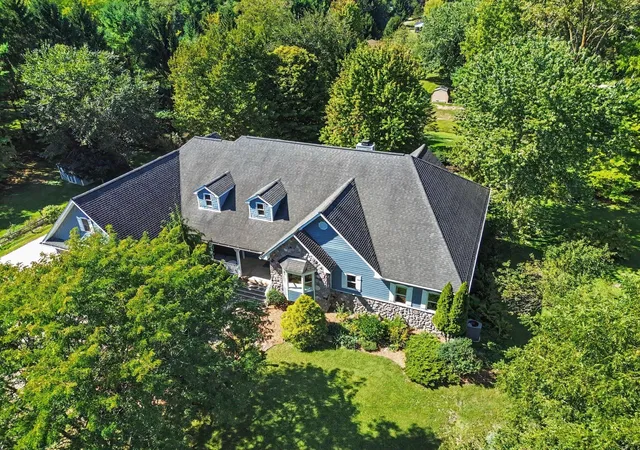 Photo 1 of Single family home for sale at 7353 Jennings Rd, Whitmore Lake, MI 48189 | MLS# 81026049094 | Listing updated on 2026-10-08