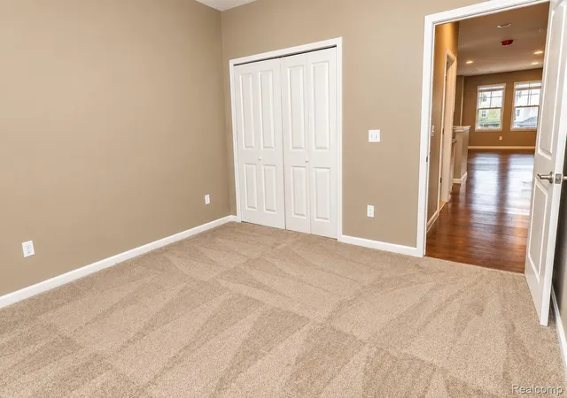 Listing Photo 1 - Condo for sale in building located at 403 Legato Dr, WalledLakeCity_Oakland, MI 48390