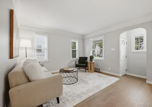 Photo 3 of Single family home for sale at 1113 Ferris Ave, Royal Oak, MI 48067 | MLS# 20261074589 | Listing updated on 2026-10-17