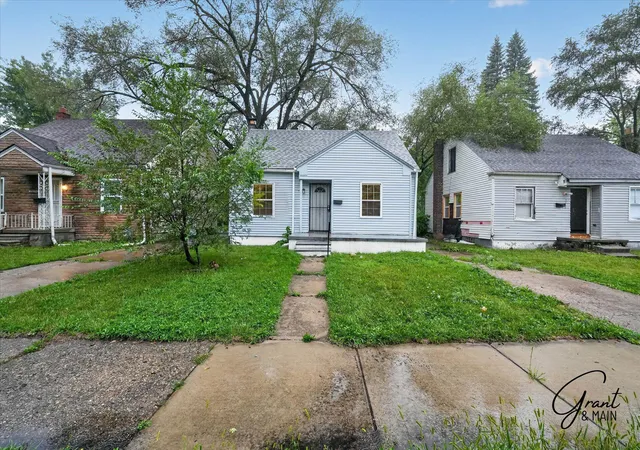 Photo 1 of Single family home for sale at 20101 Hickory St, Detroit, MI 48205 | MLS# 81026049167 | Listing updated on 2026-10-09