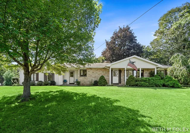 Photo 1 of Single family home for sale at 6162 147th Avenue, Holland, MI 49423 | MLS# 71026049170 | Listing updated on 2026-10-12