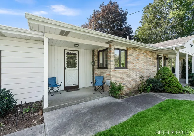 Photo 3 of Single family home for sale at 6162 147th Avenue, Holland, MI 49423 | MLS# 71026049170 | Listing updated on 2026-10-12