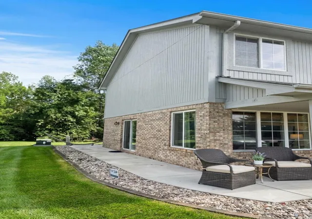 Photo 2 of Condo for sale at 23436 Boller Ct, Trenton, MI 48183 | MLS# 81026049175 | Listing updated on 2026-10-08