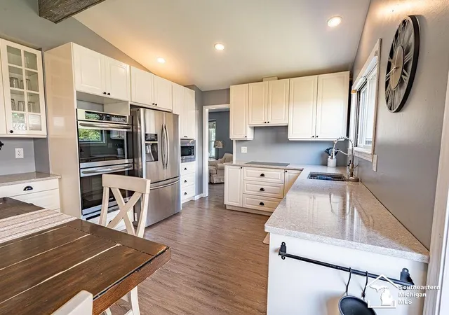 Photo 2 of Single family home for sale at 278 Kings Way Rd, Canton, MI 48188 | MLS# 57050221920 | Listing updated on 2026-10-12