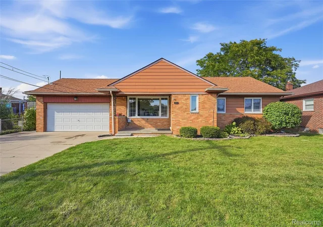 Photo 1 of Single family home for sale at 22501 E 11 Mile Rd, Saint Clair Shores, MI 48081 | MLS# 20261074777 | Listing updated on 2026-10-08