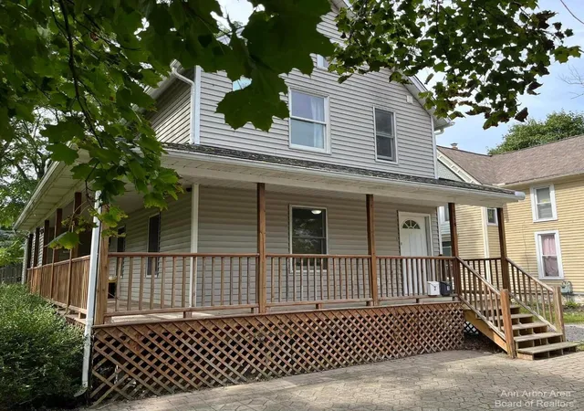 Photo 1 of Multi family home for sale at 625 N Adams St, Ypsilanti, MI 48197 | MLS# 81026049241 | Listing updated on 2026-10-27