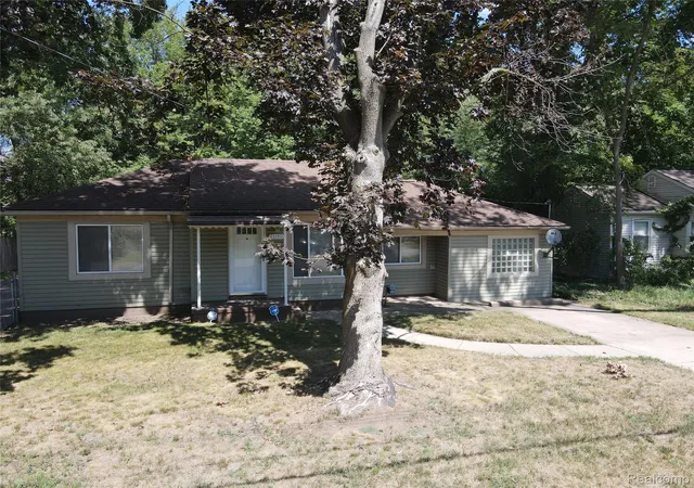 Photo 1 of Sale Pending at 21190 Midway Ave, Southfield, MI 48075 | MLS# 20261074813 | Listing updated on 2026-10-21