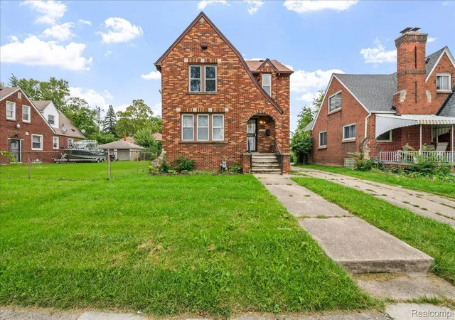 Photo 2 of Single family home for sale at 15328 Prest St, Detroit, MI 48227 | MLS# 20261074833 | Listing updated on 2026-10-19
