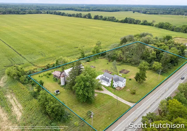 Photo 3 of Single family home for sale at 7265 W Carson City Rd, Greenville, MI 48838 | MLS# 65026049270 | Listing updated on 2026-10-09