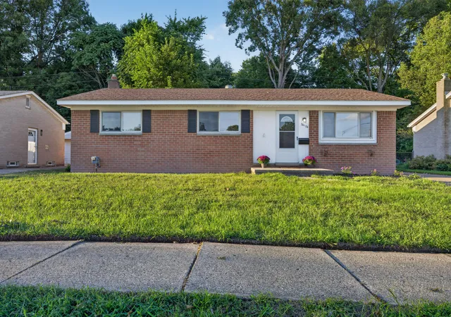 Photo 3 of Single family home for sale at 36126 Florane St, Westland, MI 48186 | MLS# 81026049269 | Listing updated on 2026-10-12
