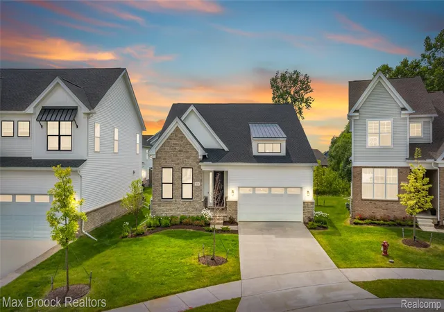 Photo 1 of Single family home for sale at 5636 Suffolk Ct, West Bloomfield, MI 48322 | MLS# 20261074894 | Listing updated on 2026-10-10
