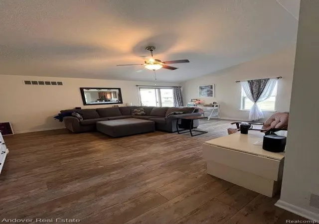 Photo 20 of Condo for sale at 6294 Princess Ct, Flushing, MI 48433 | MLS# 20261074896 | Listing updated on 2026-10-07