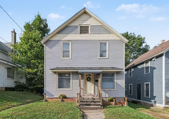 Photo 1 of Single family home for sale at 132 W Belmont St, Kalamazoo, MI 49001 | MLS# 66026049293 | Listing updated on 2026-10-20