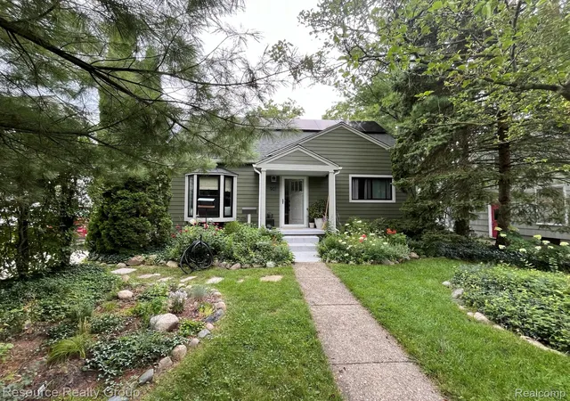 Photo 1 of Single family home for sale at 901 Duncan St, Ann Arbor, MI 48103 | MLS# 20261074909 | Listing updated on 2026-10-27