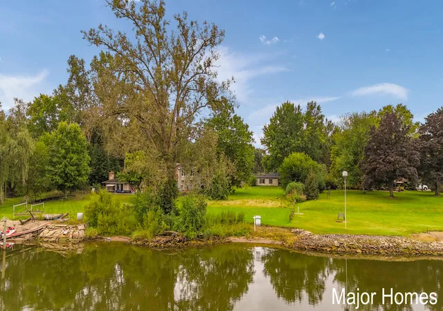 Photo 1 of Single family home for sale at 10383 N Cedar Dr, Grand Haven, MI 49417 | MLS# 65026049299 | Listing updated on 2026-10-11