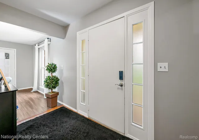 Listing Photo 5 - Condo for sale in building located at 42142 Roscommon St, Northville, MI 48167