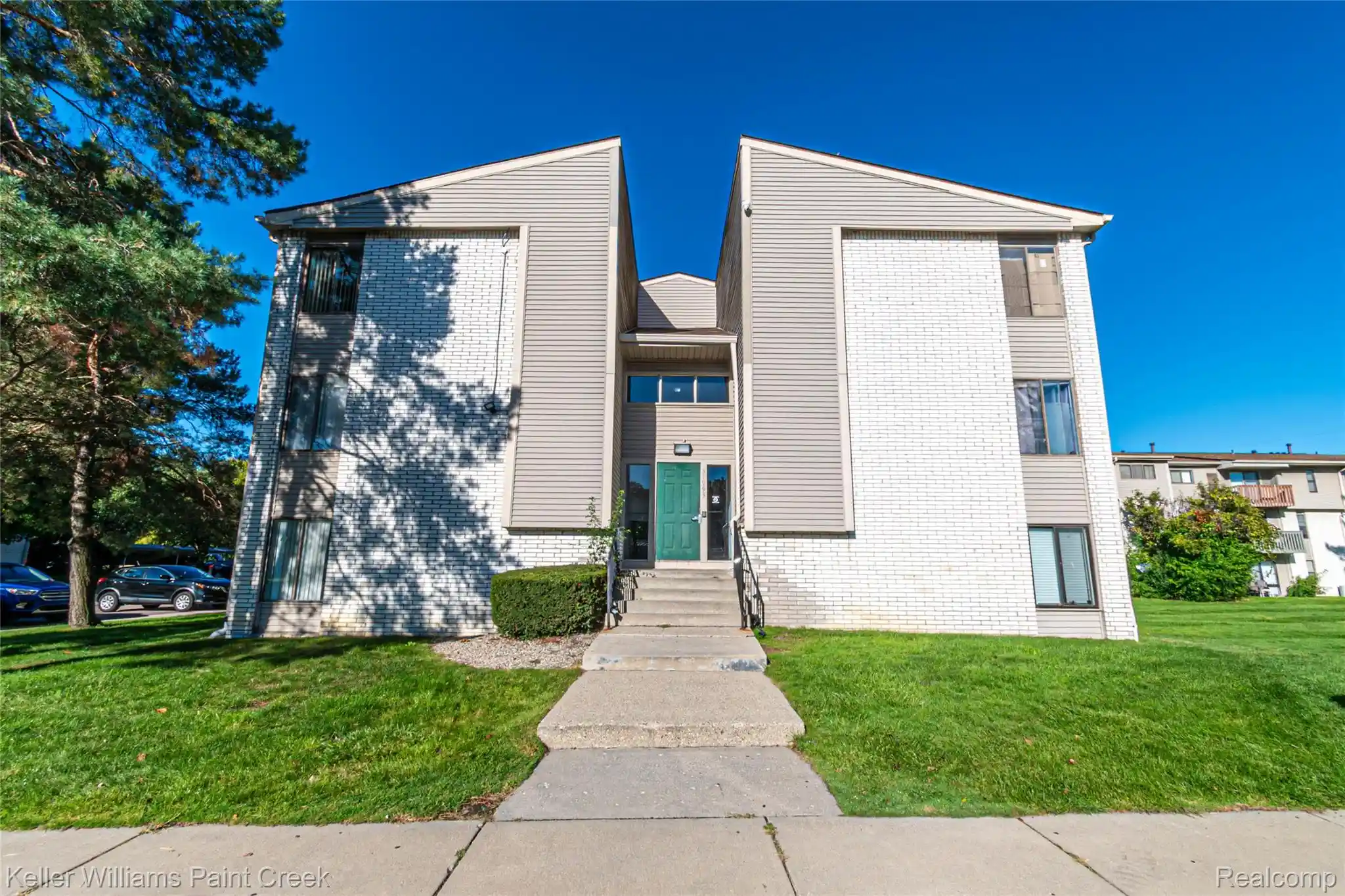 Listing Photo 37 - Condo for sale in 31993 W 12 Mile Rd located at 31993 W 12 Mile Rd, Farmington, MI 48334 - Unit #313