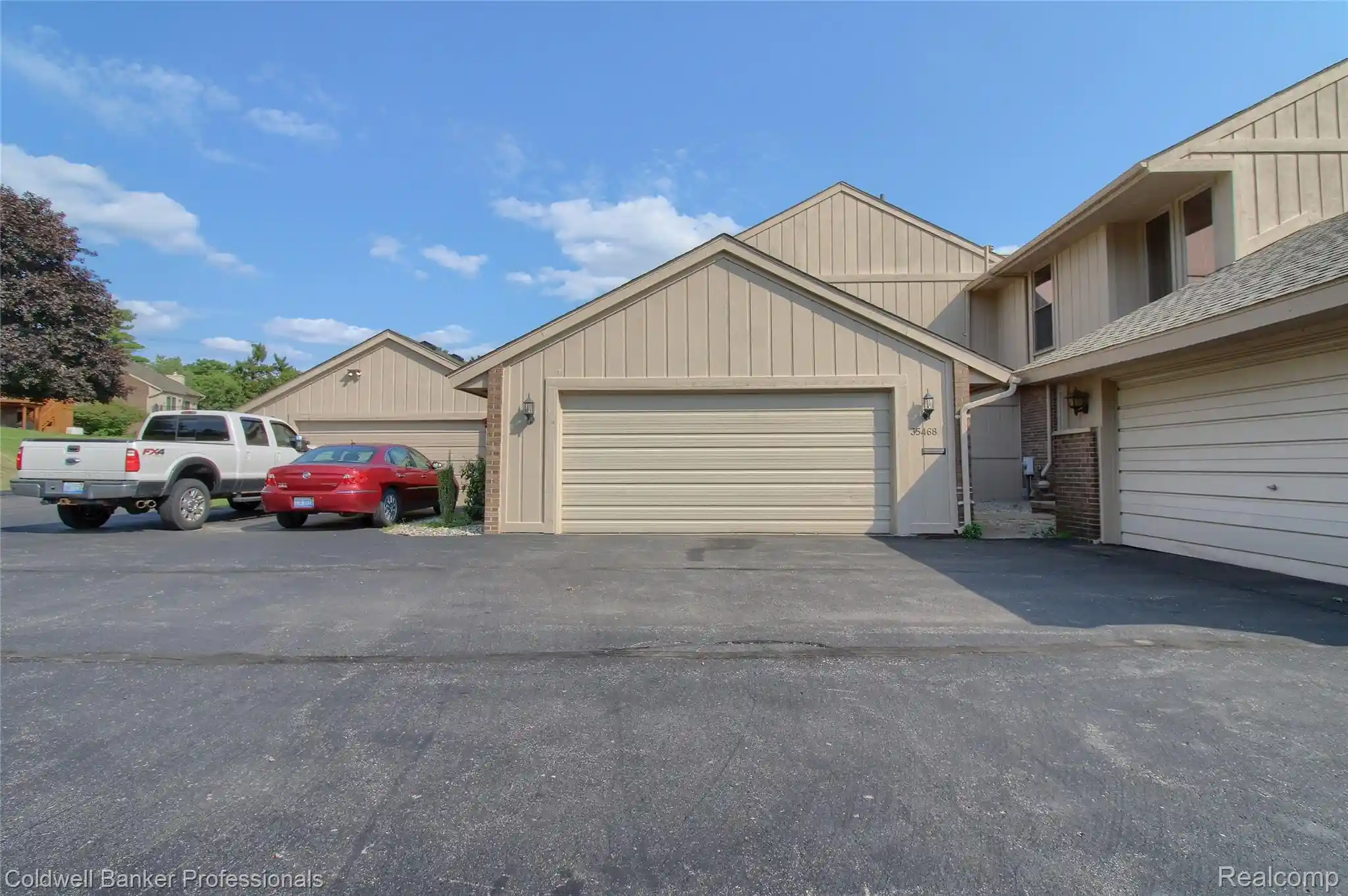 Listing Photo 42 - Condo for sale in 35468 Heritage Ln located at 35468 Heritage Ln, Oakland, MI 48335 - Unit 35468 Heritage Ln