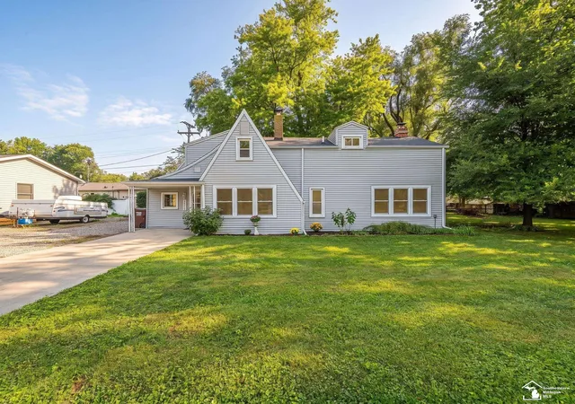 Photo 1 of Single family home for sale at 4615 Ives Dr, Newport, MI 48166 | MLS# 57050222021 | Listing updated on 2026-10-14