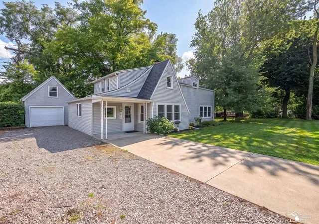 Photo 2 of Single family home for sale at 4615 Ives Dr, Newport, MI 48166 | MLS# 57050222021 | Listing updated on 2026-10-14