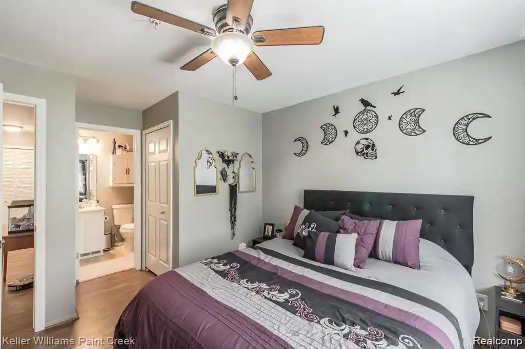 Listing Photo 42 - Condo for sale in 100 Evergreen Trl located at 100 Evergreen Trl, Lake Orion, MI 48362 - Unit #60