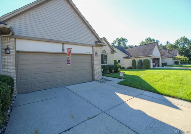 Photo 3 of Condo for sale at 37734 Pebble Pointe Ct, Clinton Township, MI 48038 | MLS# 20261075042 | Listing updated on 2026-10-10