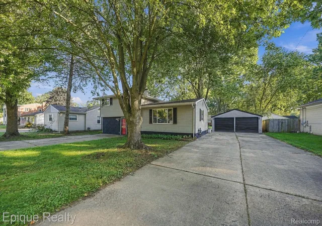 Photo 1 of Single family home for sale at 8580 Nancy Ave, Utica, MI 48317 | MLS# 20261075078 | Listing updated on 2026-10-18