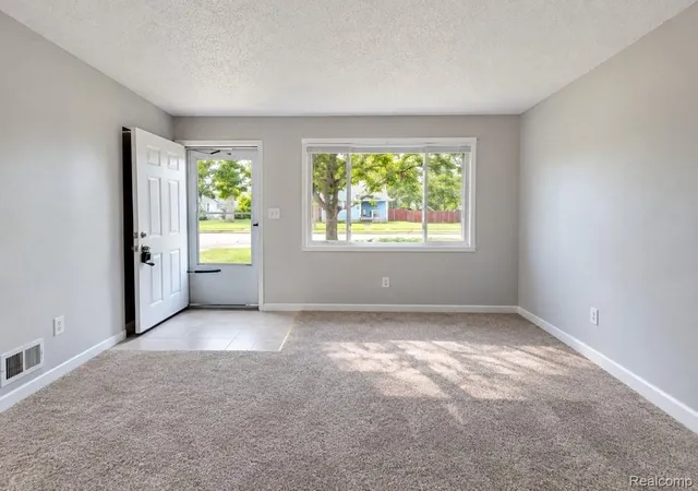 Photo 3 of Single family home for sale at 6793 Prospect Ave, Warren, MI 48091 | MLS# 20261075090 | Listing updated on 2026-10-21