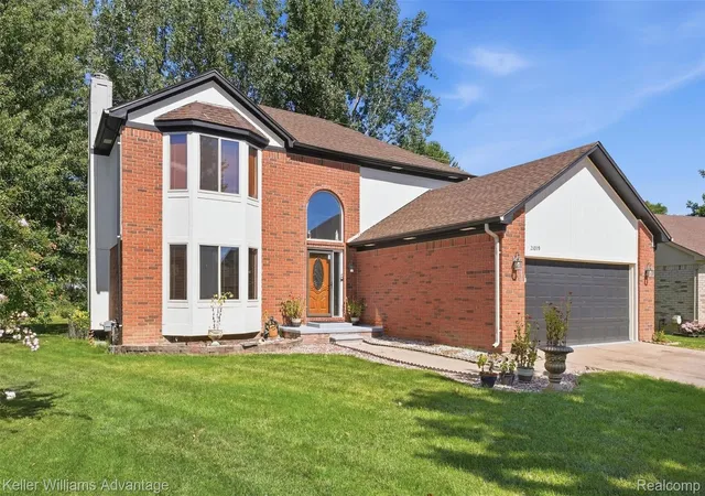 Photo 2 of Single family home for sale at 21019 Birchwood Ln, Macomb, MI 48044 | MLS# 20261075097 | Listing updated on 2026-10-04