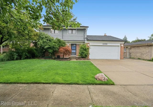 Photo 2 of Single family home for sale at 43996 Brandywyne Rd, Canton, MI 48187 | MLS# 20261075106 | Listing updated on 2026-10-19