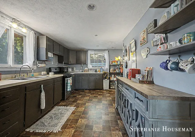 Photo 3 of Single family home for sale at 369 N State St, Sparta, MI 49345 | MLS# 65026049468 | Listing updated on 2026-10-20