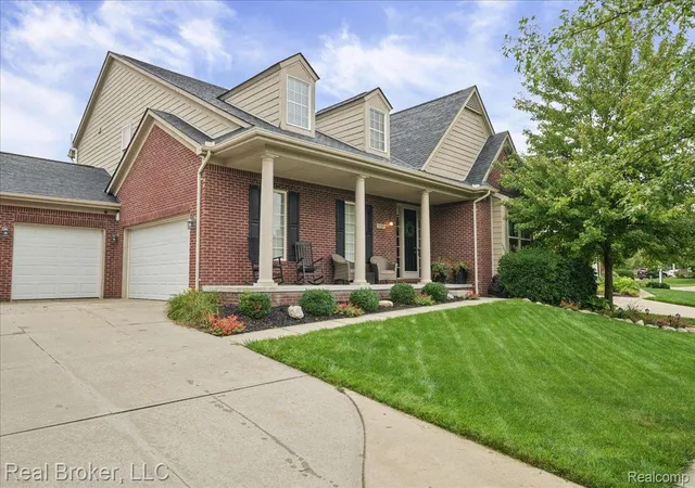 Photo 3 of Single family home for sale at 51285 Upland View St, Canton, MI 48188 | MLS# 20261075112 | Listing updated on 2026-10-20
