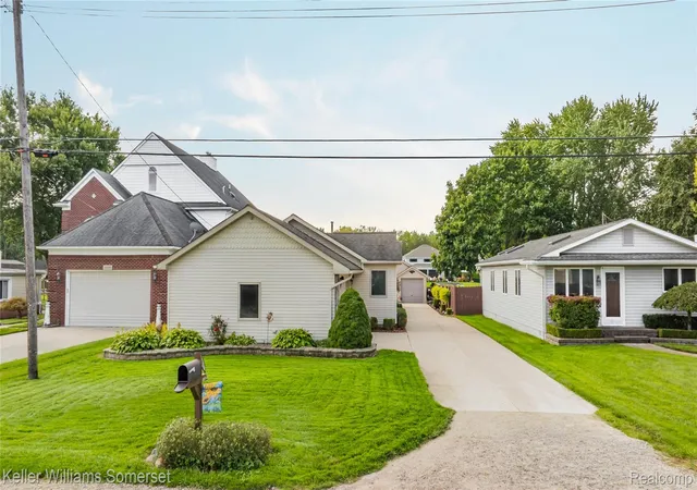 Photo 3 of Single family home for sale at 32880 Killewald St, Chesterfield, MI 48047 | MLS# 20261075123 | Listing updated on 2026-10-09