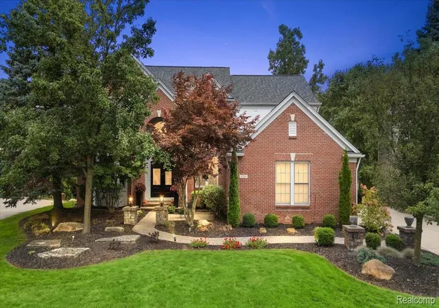 Photo 1 of Sale Pending at 3788 Woodmonte Dr, Rochester, MI 48306 | MLS# 20261075122 | Listing updated on 2026-10-04