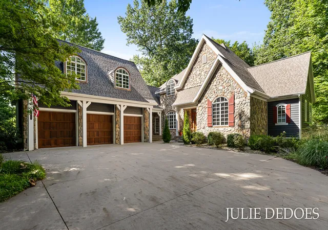 Photo 1 of Mansion for sale at 10543 Lakeshore Dr, West Olive, MI 49460 | MLS# 71026049481 | Listing updated on 2026-10-05